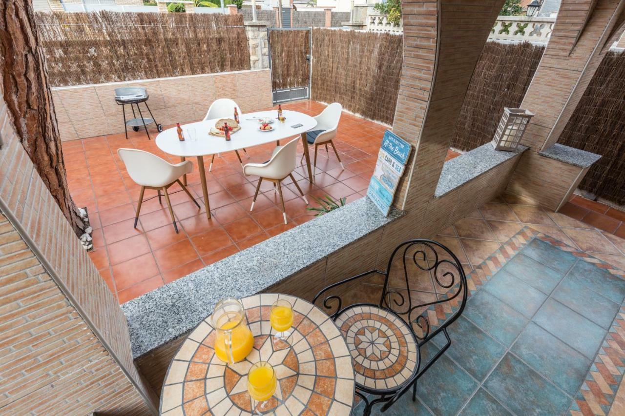 Casa Samara Villa Castelldefels Eksteriør billede